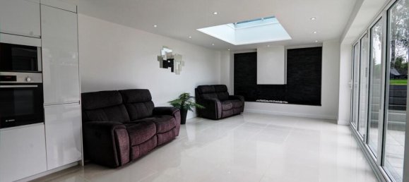 6 bedrooms House in Gillingham, United Kingdom No. 10419 7