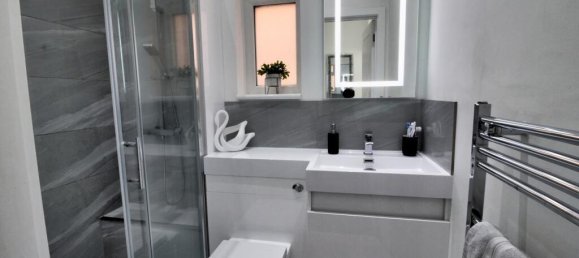 6 bedrooms House in Gillingham, United Kingdom No. 10419 50