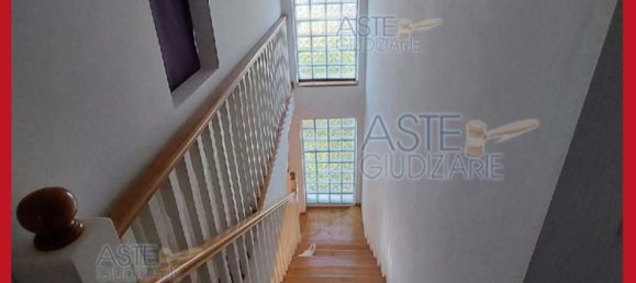5 bedrooms Apartment in Rome, Italy No. 330808 15