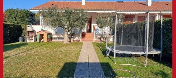 5 bedrooms Apartment in Rome, Italy No. 330808 29