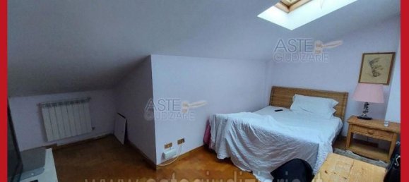 5 bedrooms Apartment in Rome, Italy No. 330808 19