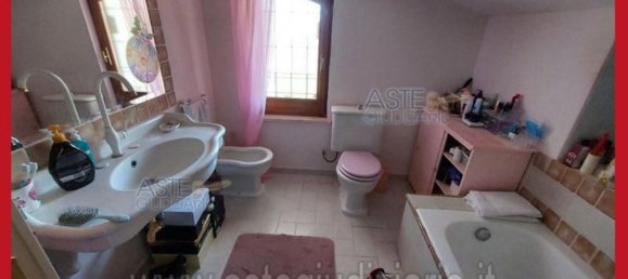 5 bedrooms Apartment in Rome, Italy No. 330808 20