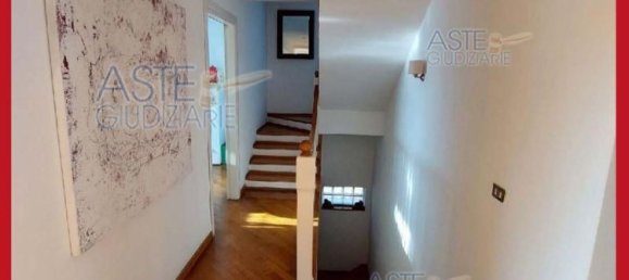 5 bedrooms Apartment in Rome, Italy No. 330808 14