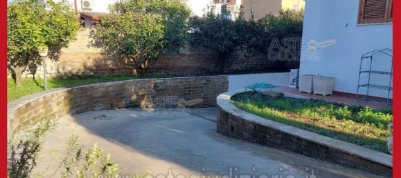 5 bedrooms Apartment in Rome, Italy No. 330808 6