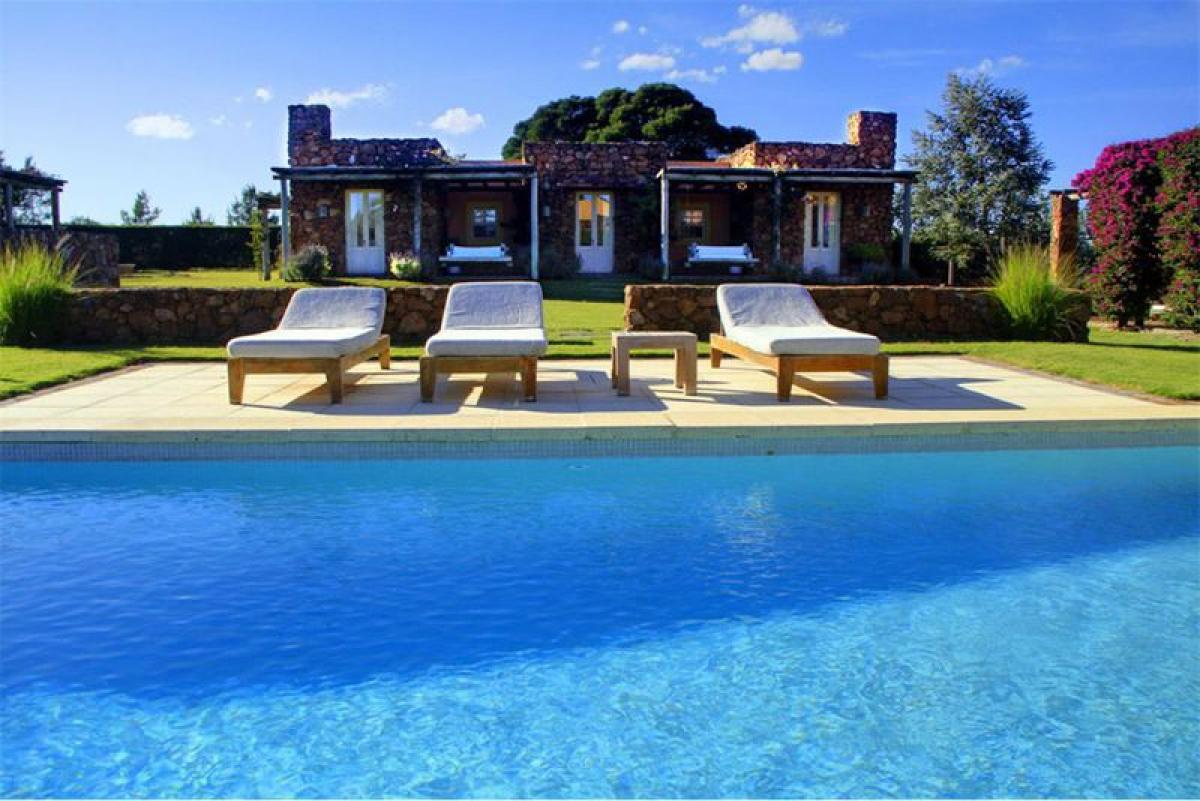 6 bedrooms House in Maldonado, Uruguay No. 5408