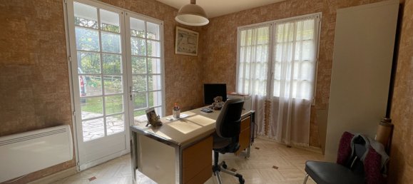 Casa de 5 dormitorios en Loir-et-Cher, France No. 73323 5