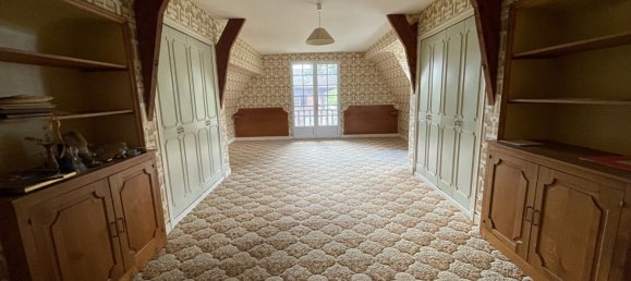 Casa de 5 dormitorios en Loir-et-Cher, France No. 73323 8