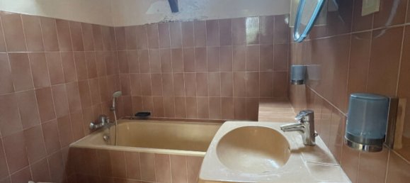 Casa de 5 dormitorios en Loir-et-Cher, France No. 73323 11