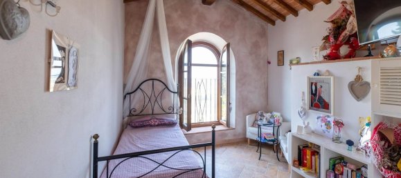6-Zimmer Villa in Volterra, Italy, Nr. 61389 9
