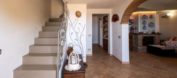 6-Zimmer Villa in Volterra, Italy, Nr. 61389 23