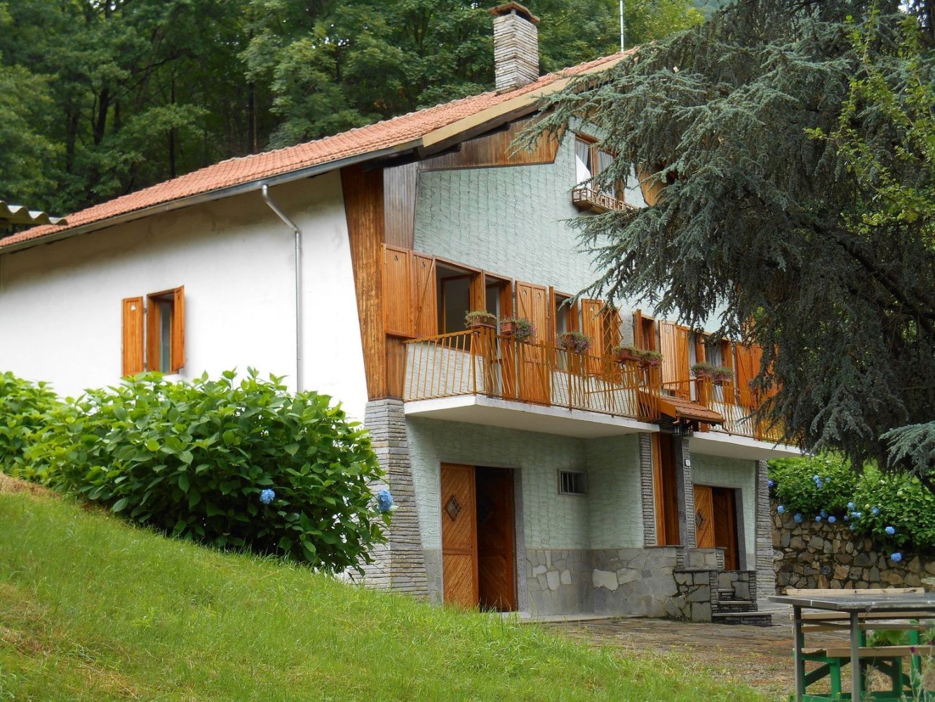 8 bedrooms Villa in Corio, Italy No. 379748