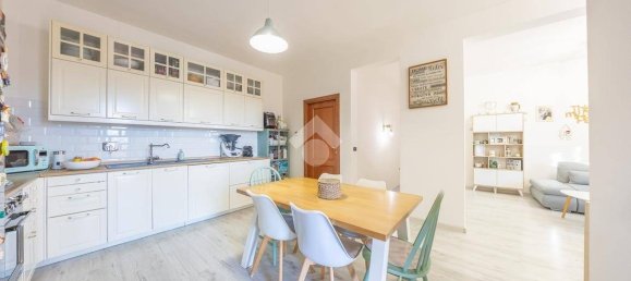 2 Schlafzimmer Wohnung in Rome, Italy, Nr. 214281 6