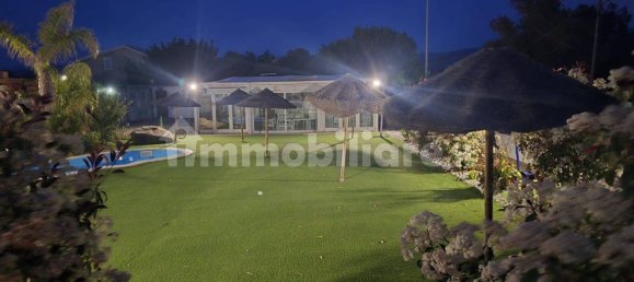 Коммерческая недвижимость 1000м² в Куарту Сант'Элена, Италия № 262255 3