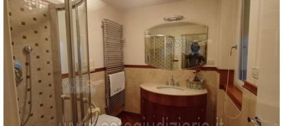 5 rooms Apartment in Pescara, Italy No. 41801 19