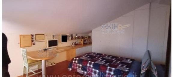 5 rooms Apartment in Pescara, Italy No. 41801 3