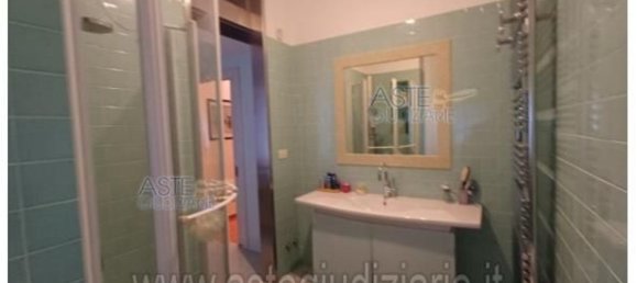 5 rooms Apartment in Pescara, Italy No. 41801 4