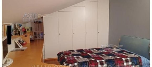 5 rooms Apartment in Pescara, Italy No. 41801 23