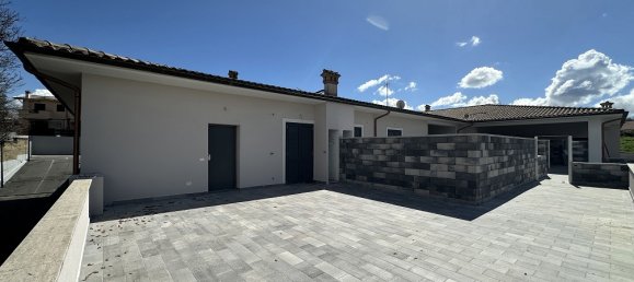 Casa de 4 habitaciónes en Manziana, Italy No. 18222 2