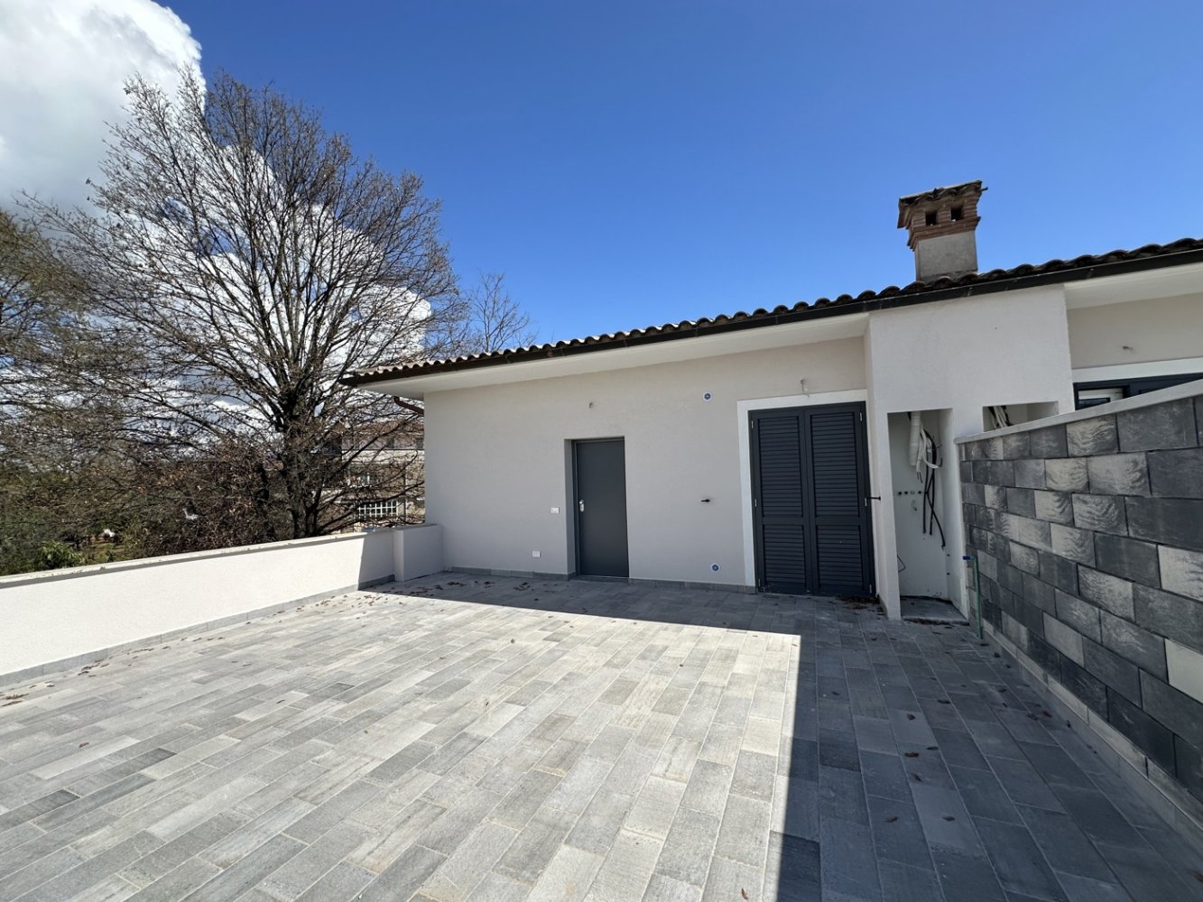 Casa de 4 habitaciónes en Manziana, Italy No. 18222