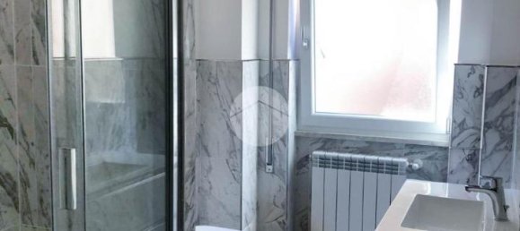 Apartamento de 3 habitaciónes en Latina, Italy No. 7059 33