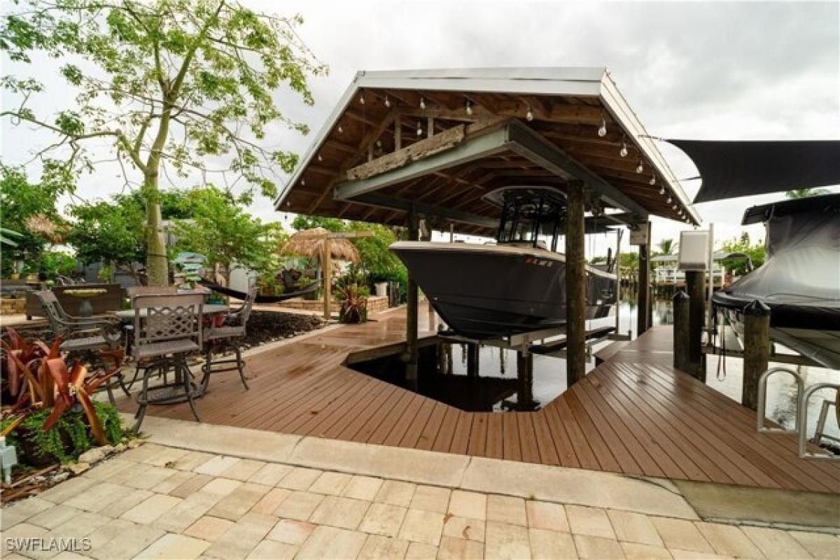  Land in Saint James City, USA No. 482419