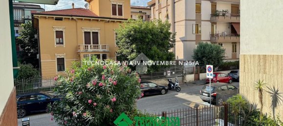 3 bedrooms Apartment in Verona, Italy No. 337387 5