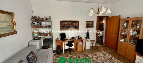 3 bedrooms Apartment in Verona, Italy No. 337387 4