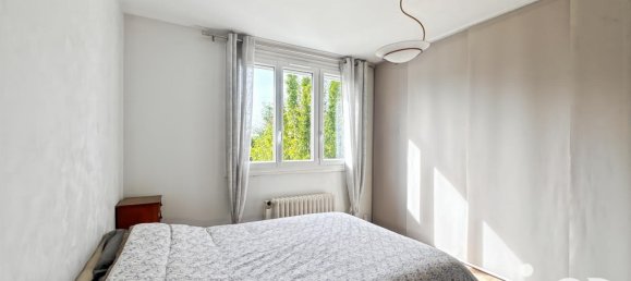 4 bedrooms House in Yerres, France No. 322659 12