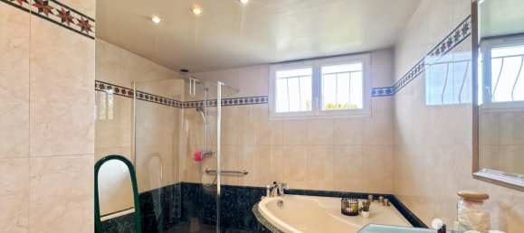 4 bedrooms House in Yerres, France No. 322659 14