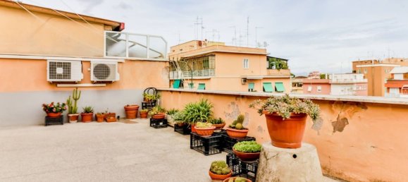 4غرفة شقة في Rome, Italy رقم 32642 7