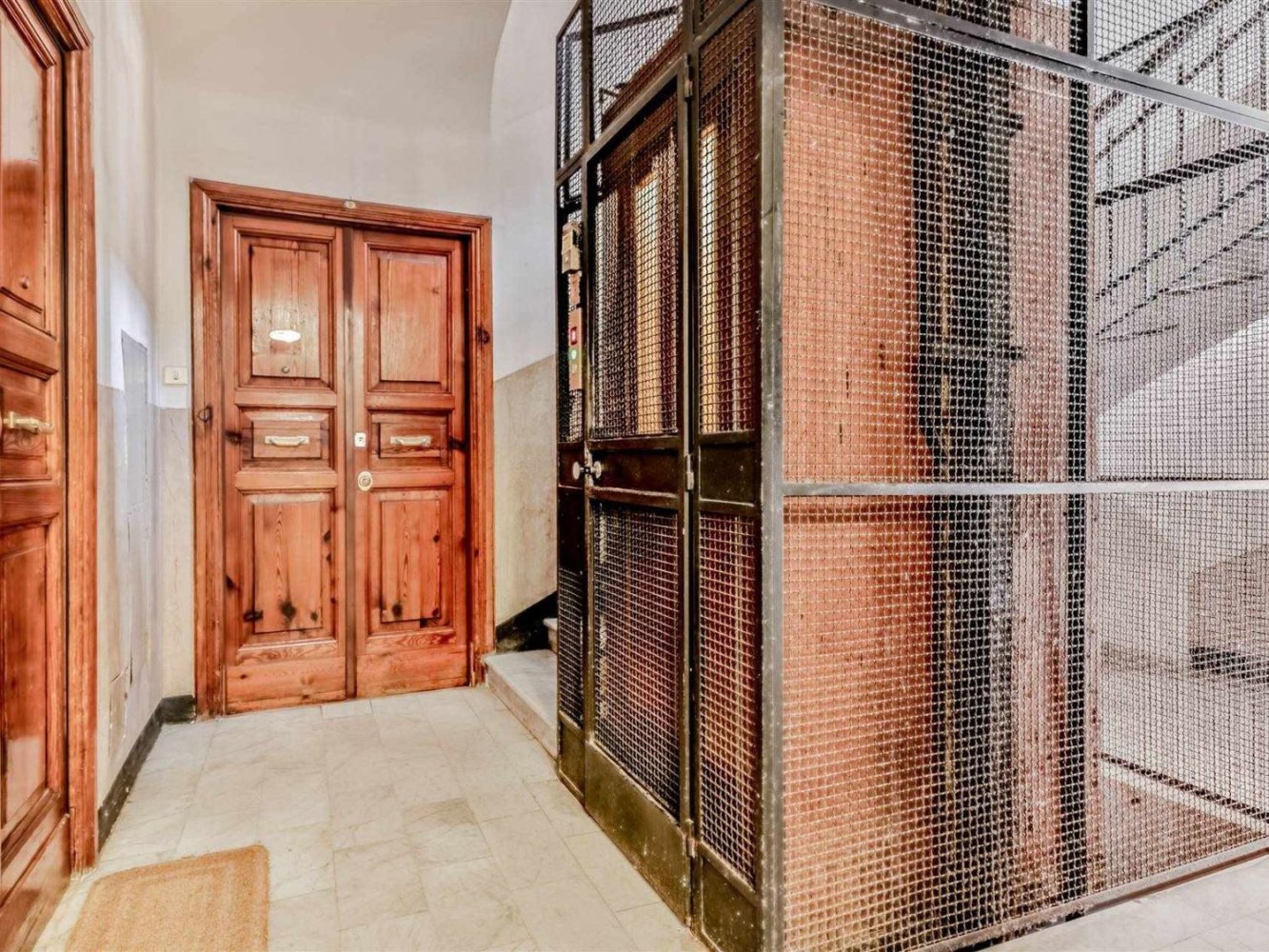 4غرفة شقة في Rome, Italy رقم 32642