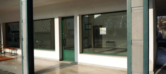 82m² Commercial property in Pordenone, Italy No. 22969 2