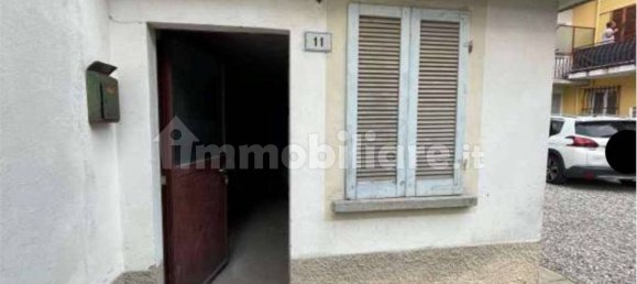 2 bedrooms Apartment in Cocquio-Trevisago, Italy No. 287314 3