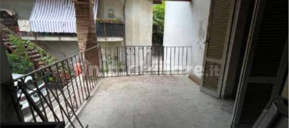 2 bedrooms Apartment in Cocquio-Trevisago, Italy No. 287314 9