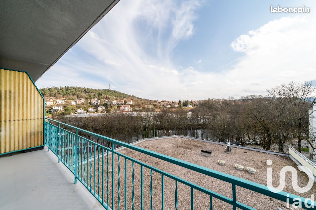 Квартира с 4 комнатами в Эпиналь, Франция № 215482