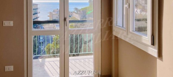 2 غرف نوم شقة في Varazze, Italy رقم 222110 3