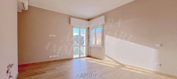 2 غرف نوم شقة في Varazze, Italy رقم 222110 13