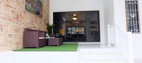 170m² House in Pattaya, Thailand No. 27341 3