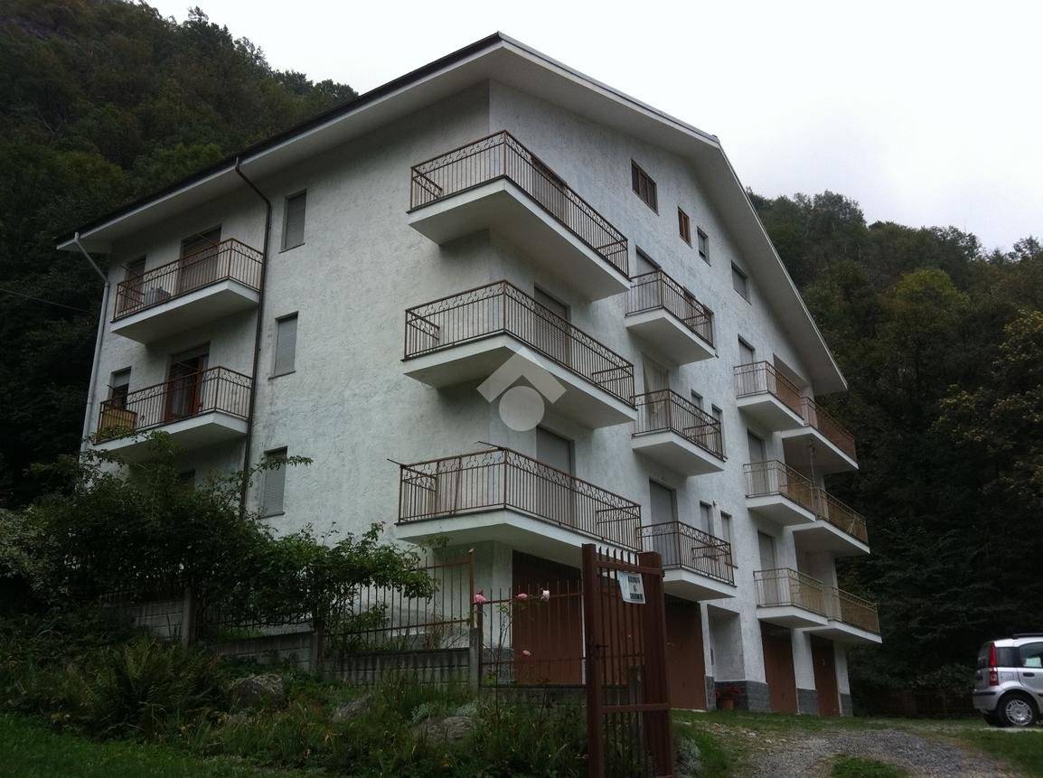2 bedrooms Apartment in Chialamberto, Italy No. 299230