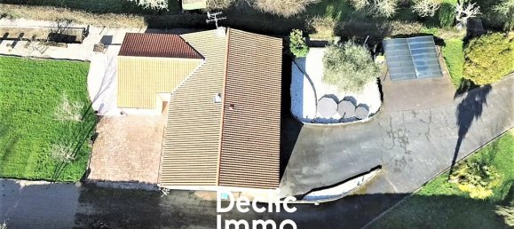 5 bedrooms House in Vendee, France No. 281213 2