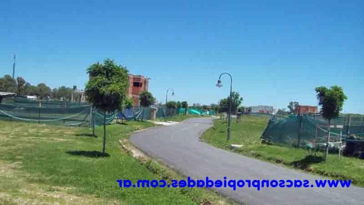  Land in Escobar, Argentina No. 118917