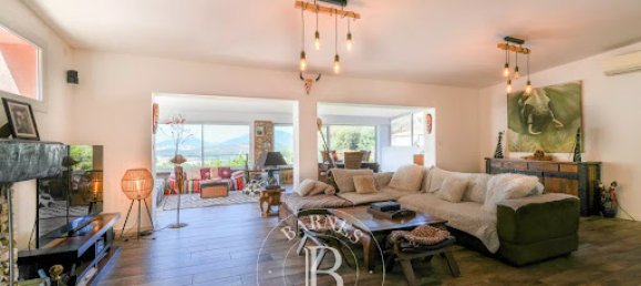 7-Zimmer Villa in Ajaccio, France, Nr. 330511 3