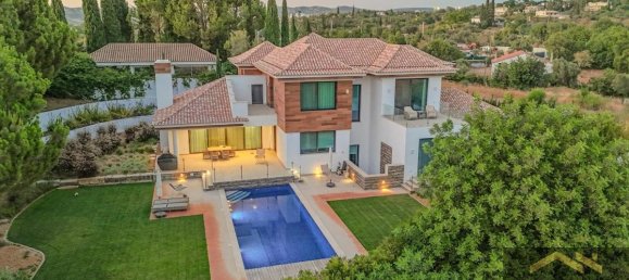 4 bedrooms Villa in Almancil, Portugal No. 9297 3
