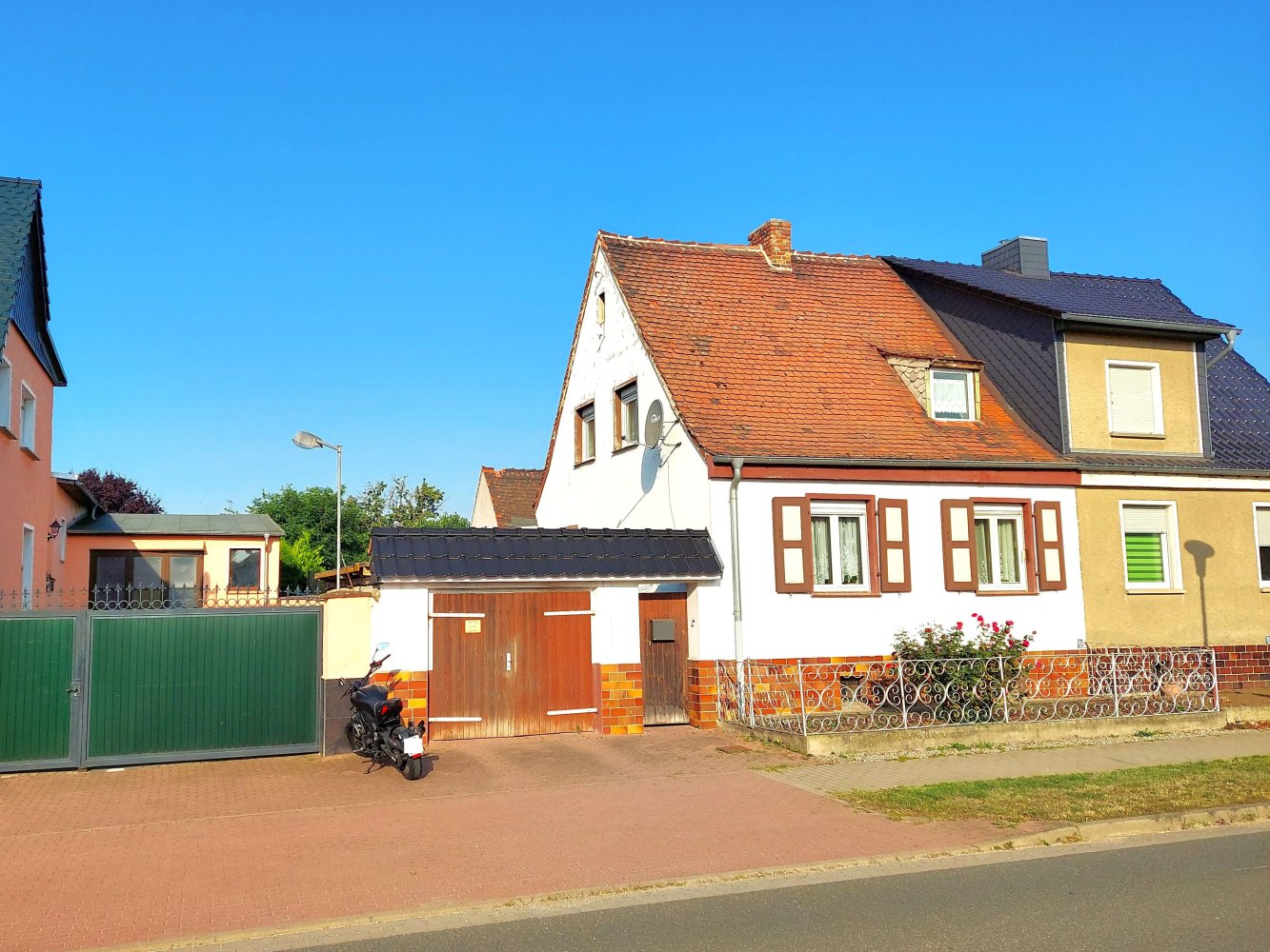 Adosado de 4 habitaciónes en Salzlandkreis, Germany No. 278455
