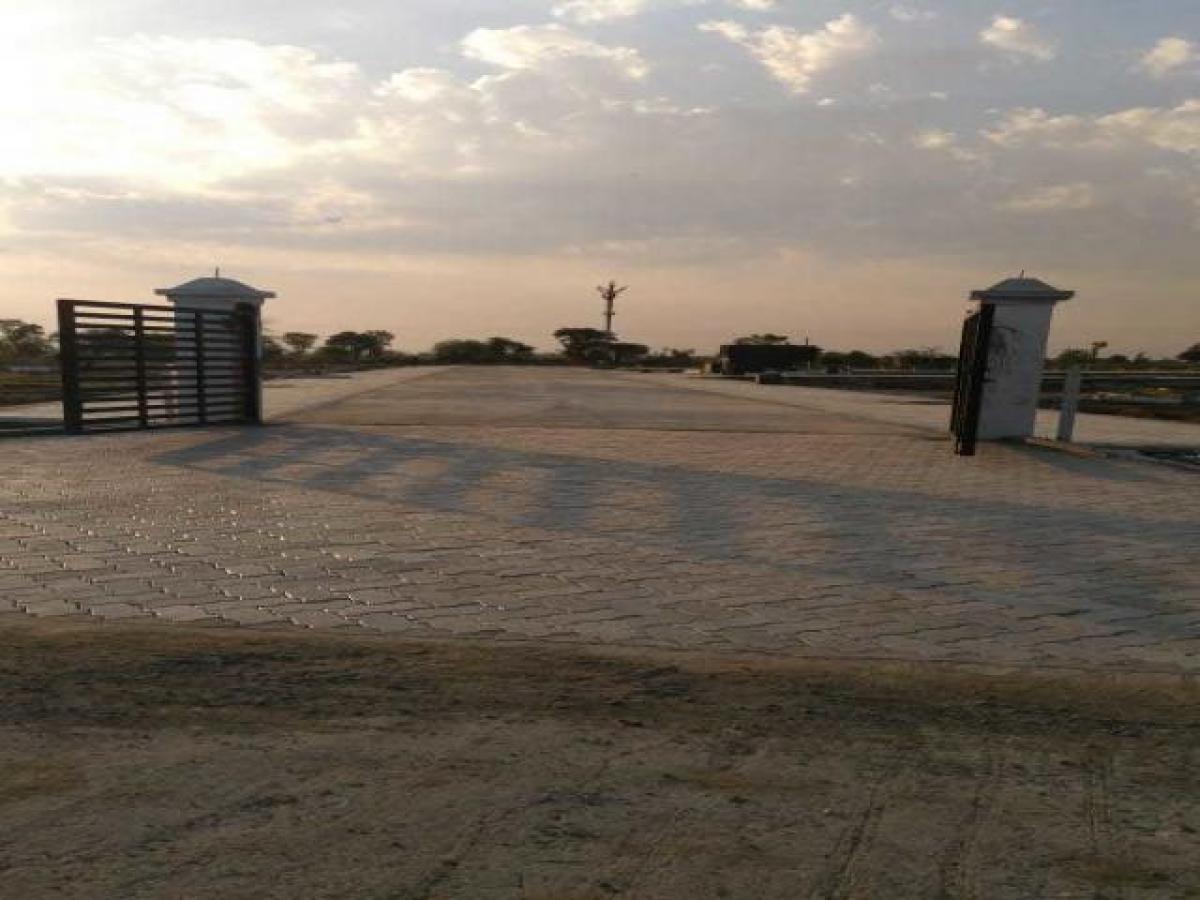 Земельный участок в Нагпур, Индия № 31580