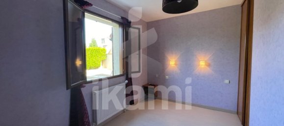 Casa de 4 dormitorios en Puiseaux, France No. 57022 8