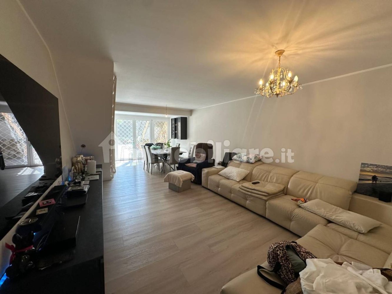 Villa de 3 dormitorios en Albano Laziale, Italy No. 334392