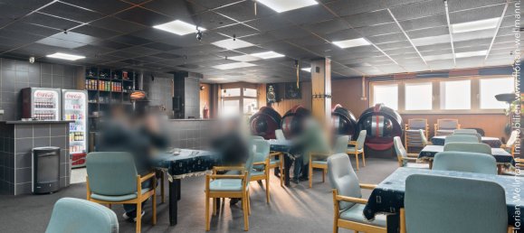  بناية في Bremen, Germany 1075متر مربع رقم 75648 24