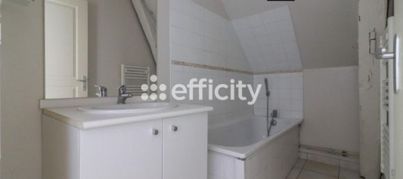 2 bedrooms Duplex in Elbeuf, France No. 314008 5