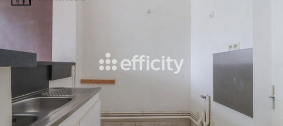 2 bedrooms Duplex in Elbeuf, France No. 314008 2